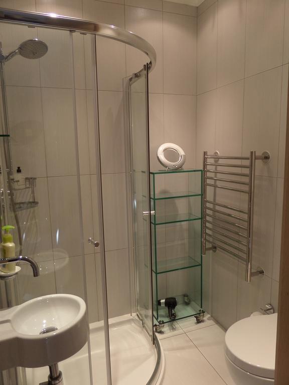 Kasa Nama Hotel Edgemead Room photo
